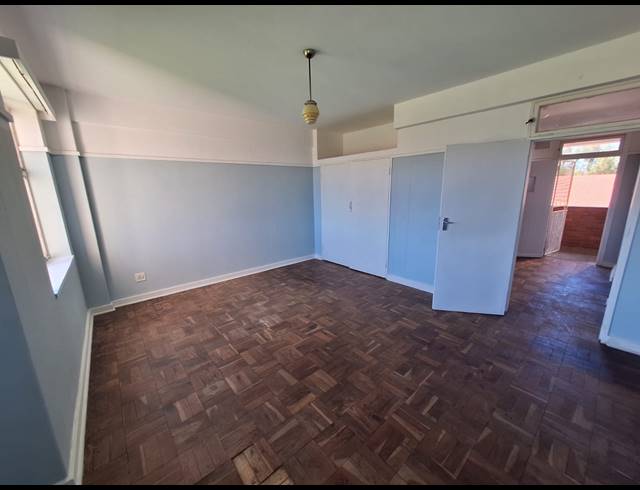 2 bed property to rent in LUIPAARDSVLEI